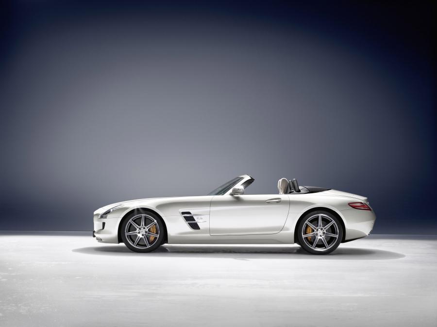  Mercedes-Benz SLS AMG Roadster 2012 года  (фото 189 из 198)